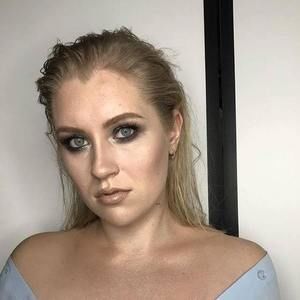 Meet your Posher, Katya